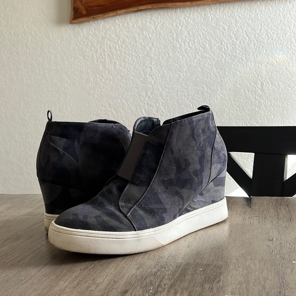 Mia high heeled sneakers
